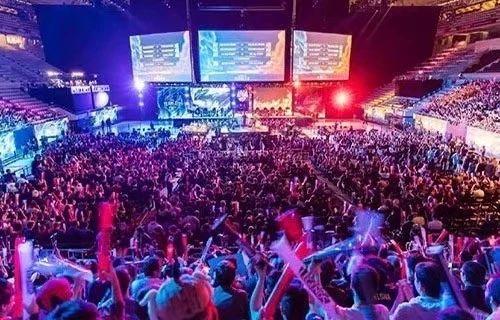 而梁峻豪尽 而梁峻豪尽